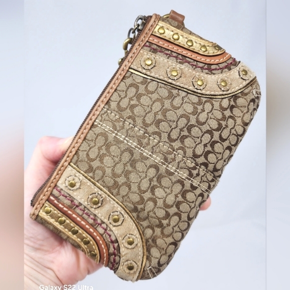 Coach Shoulder Bag & Wristlet - Picture 7 of 15